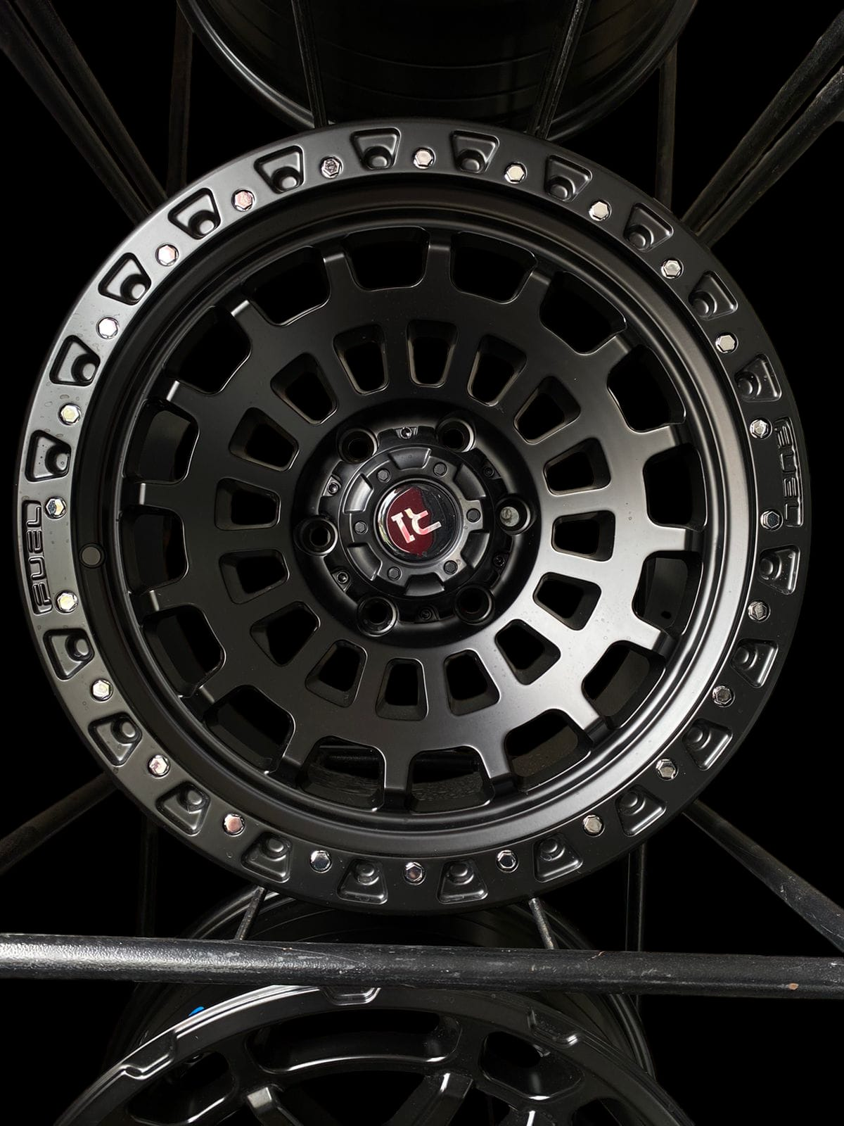 Rin R17 Negro mate panal Barrenación 6.114