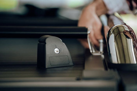 Tapa retráctil Electrica Mountain Top Evo de 5' para Ranger 23 - 24